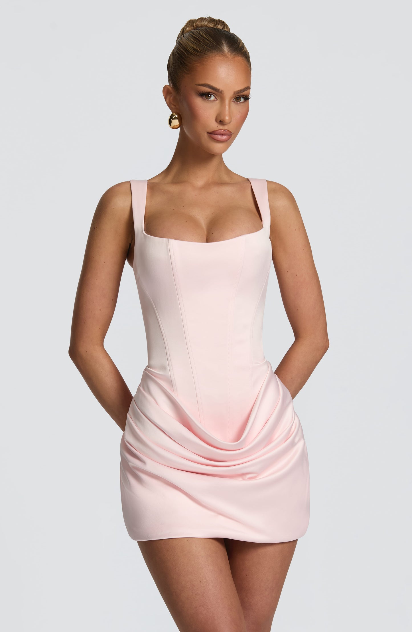 Paula - Vestido Mini en Satén Blush